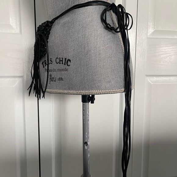 CARAVANA black leather Coyopa animal hand cut bag purse fringe straps - Picture 5 of 9